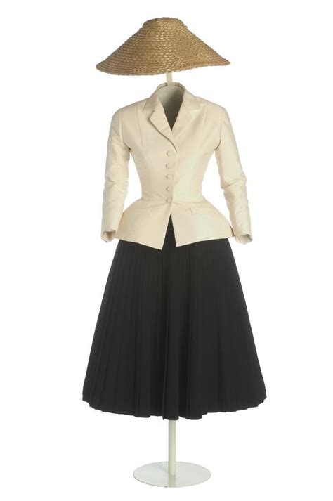 tailleur 1947 dior|christian Dior styles.